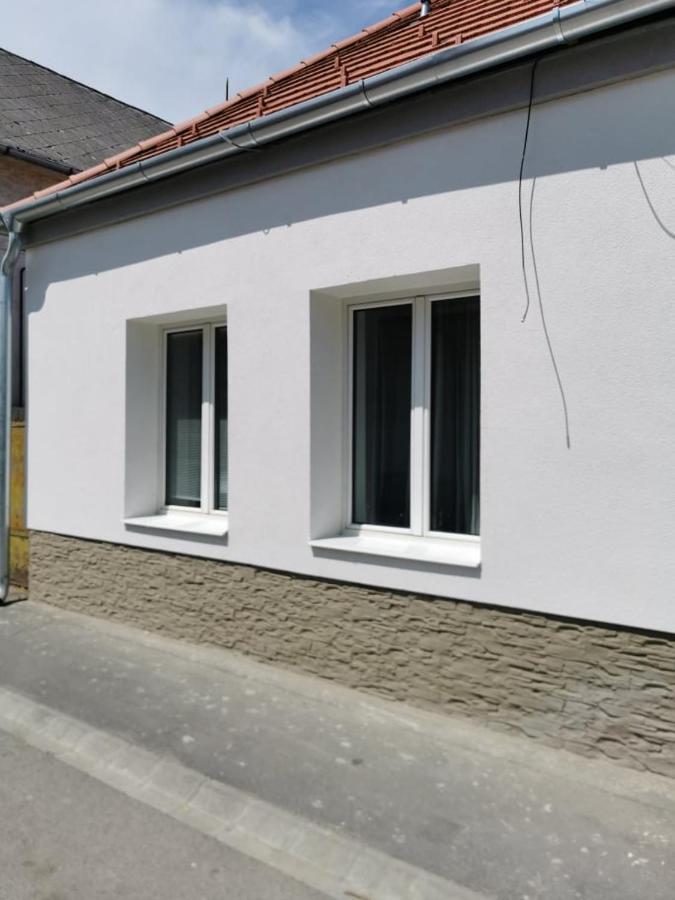 Tifani Apartman Keszthely Exterior foto
